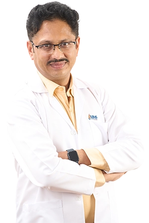 Dr. Anbuvijayakumar P performs advanced laparoscopy procedures delivering precise care VIMS Hospitals