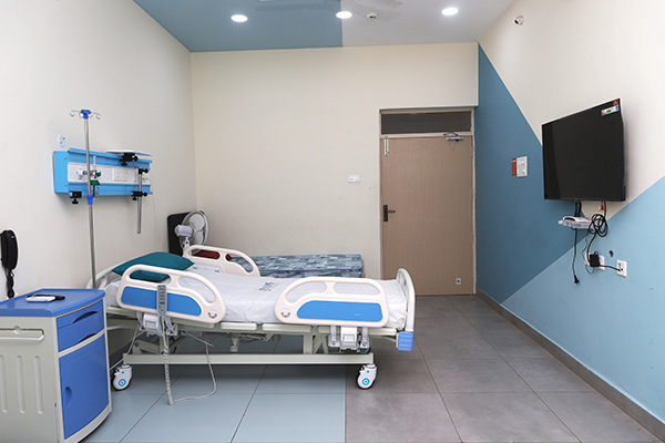 Our multispeciality hospital in Salem provides air-conditioned rooms with hygiene, call, & supervision.